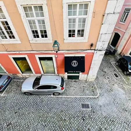 Modern Comfort Within Ancient Streets Lisbona